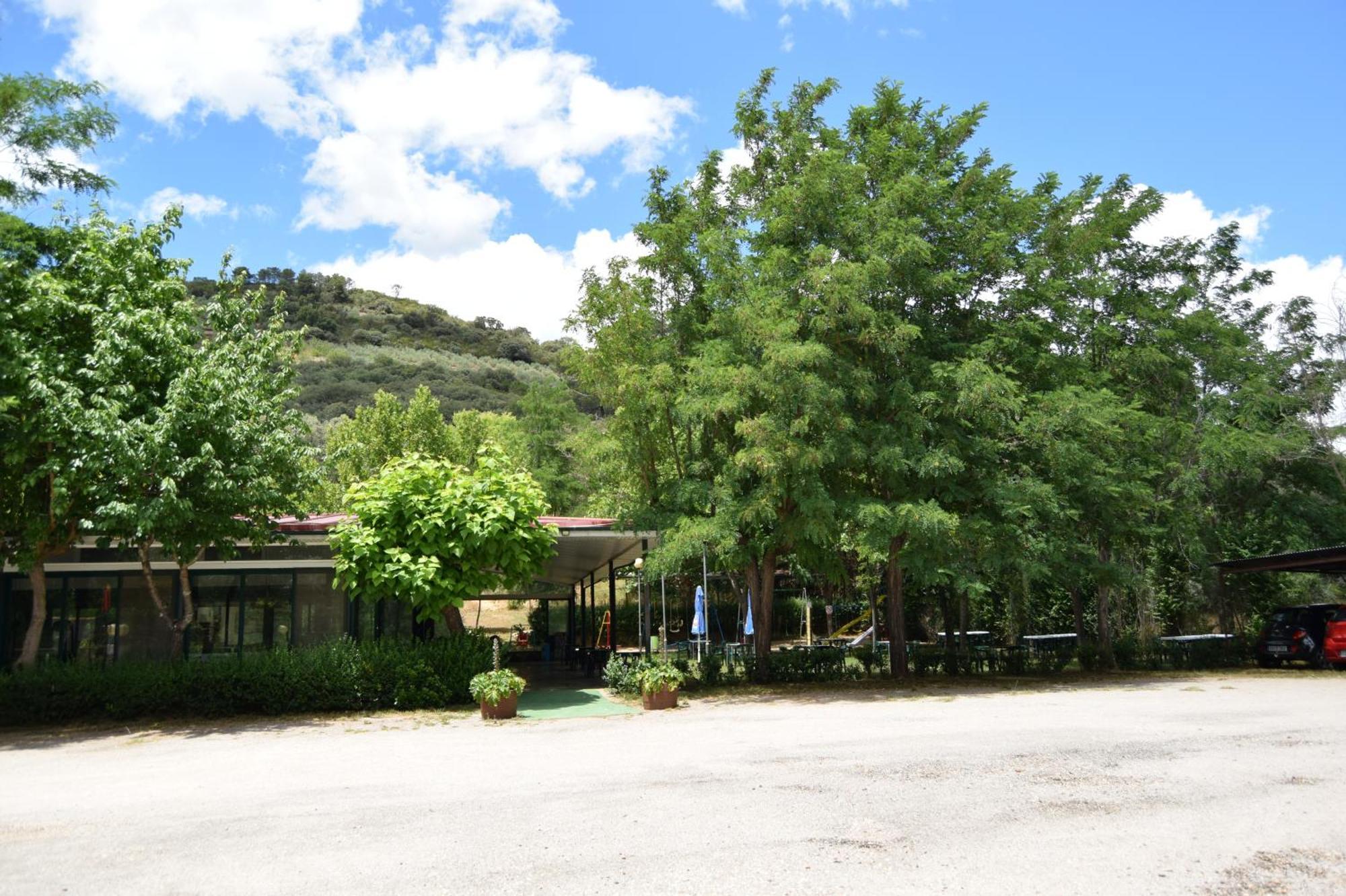Bungalows, Camping Vega De Francia Sotoserrano Luaran gambar